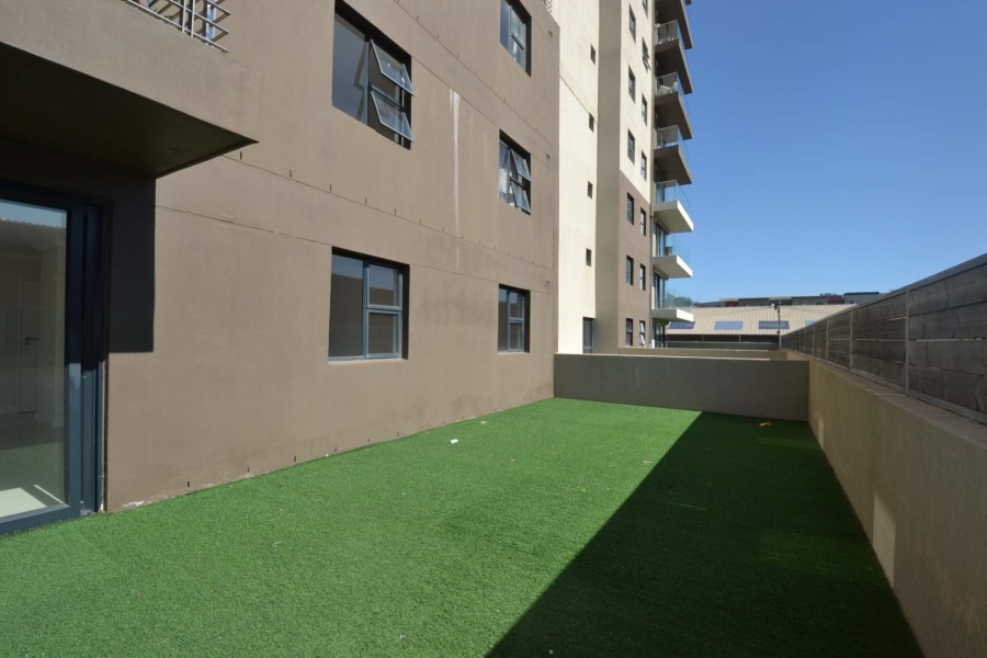 2 Bedroom Property for Sale in Zonnebloem Western Cape